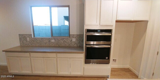 Building Photo - 9838 E Sunspot Dr