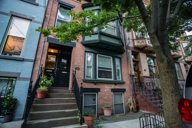 Building Photo - 409 Hamilton St