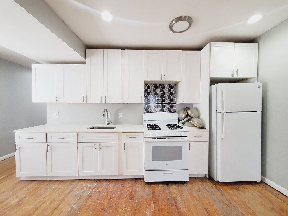 Foto principal - 111 Myrtle Ave