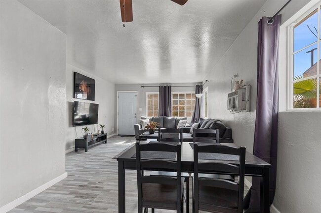 Building Photo - 428 Claydelle Ave