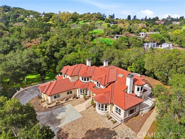 Building Photo - 28080 Laura Ct