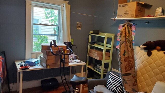 Building Photo - 9 Reed St