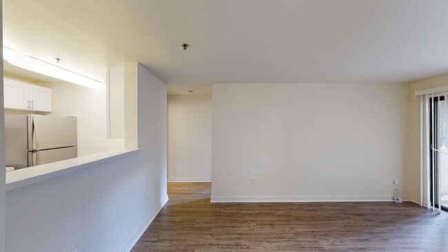 Interior Photo - Crown Pointe