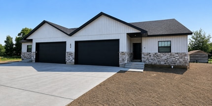 Building Photo - 654 N 3511 E