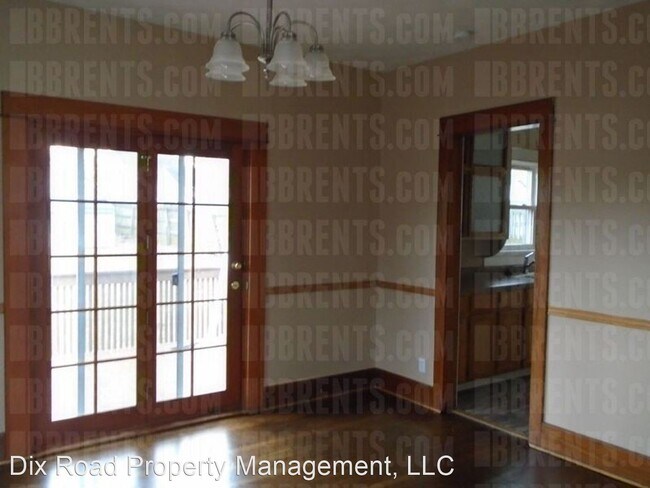Building Photo - 3 br, 1 bath House - 140 East Norman Avenue,