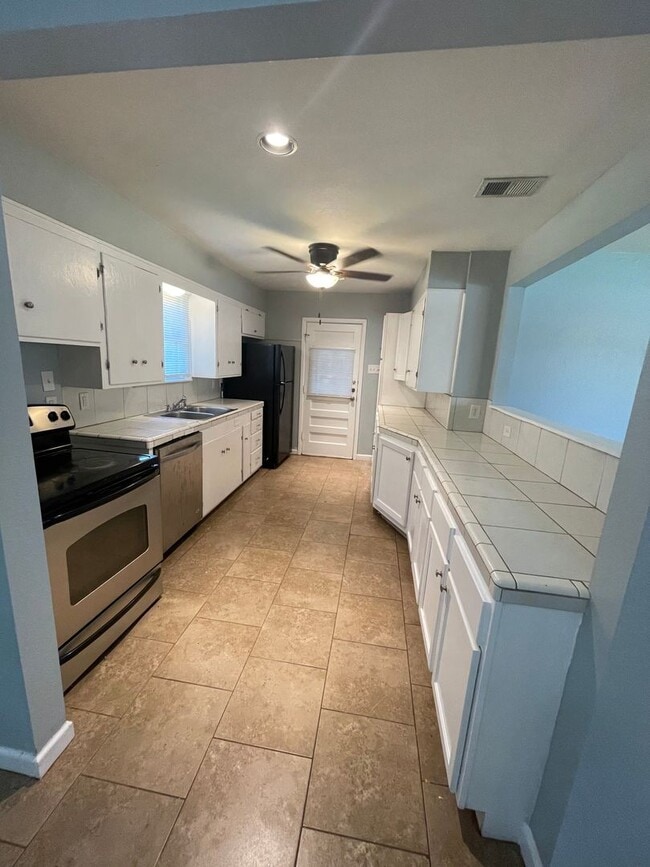 Foto del edificio - Adorable 3 bedroom home!