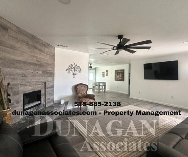 Foto del edificio - Fully Furnished 3 Bed 2 Bath
