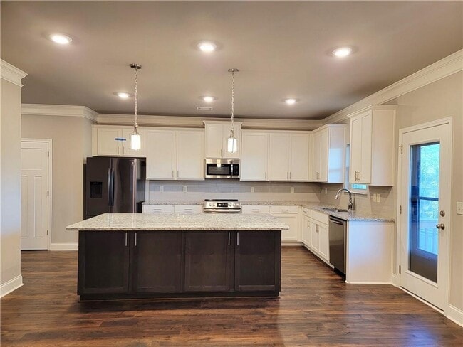 Foto del edificio - 1866 Castleberry Ln