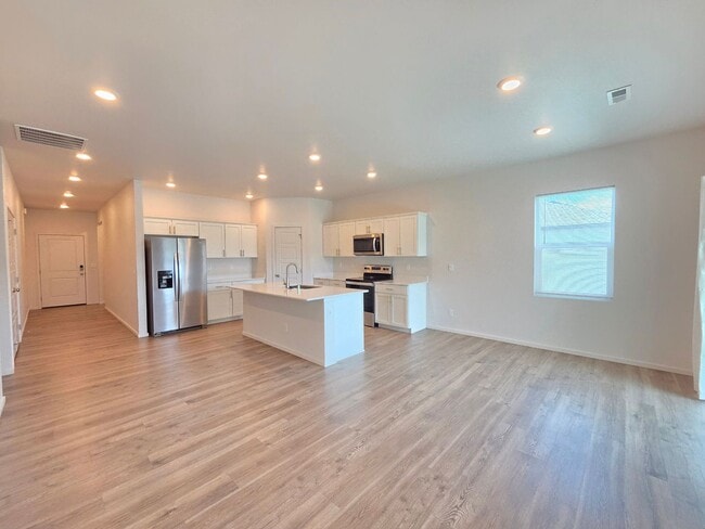 Building Photo - 10517 Sorenstam Rd