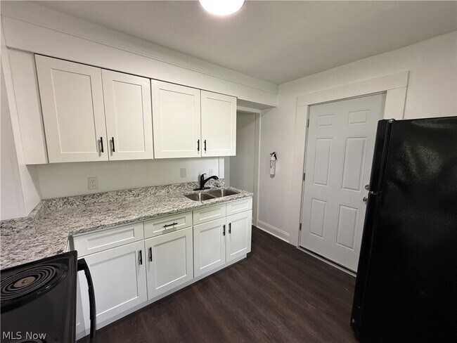 Foto del edificio - 778 Ravenswood St