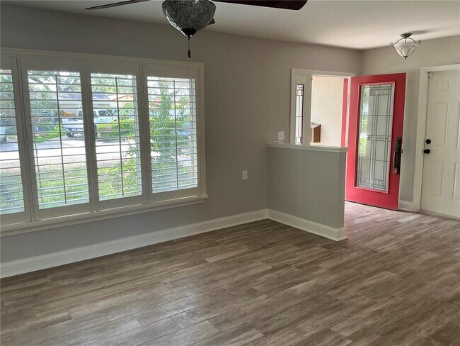 Foto del edificio - 4797 14th St NE