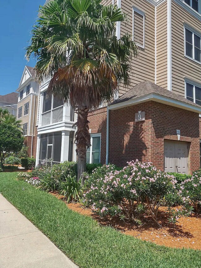 Foto del edificio - 13364 Beach Blvd