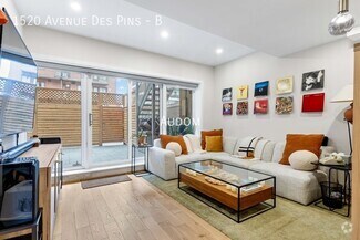 Building Photo - 1520 Av des Pins O