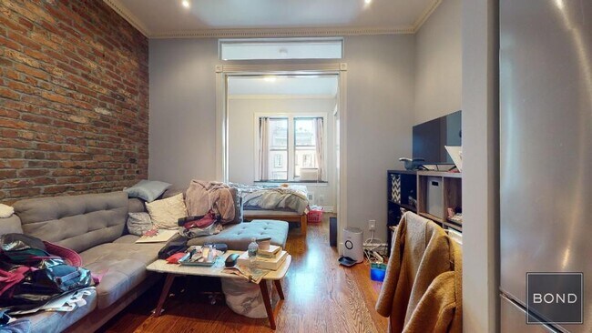 Foto del edificio - 234 W 14th St