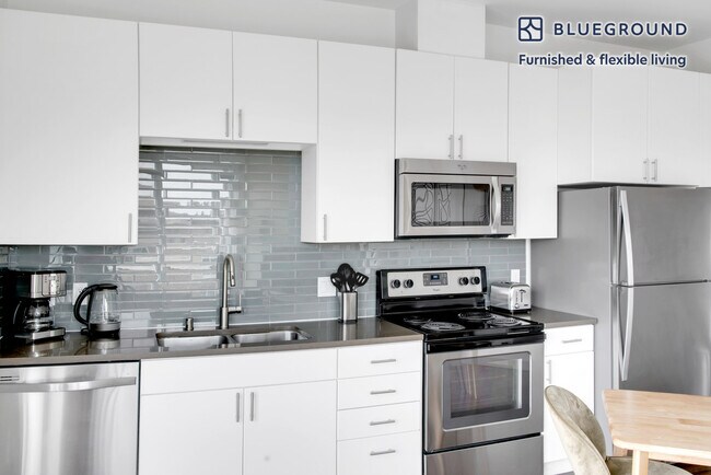 Foto del edificio - 5398 Russell Ave NW