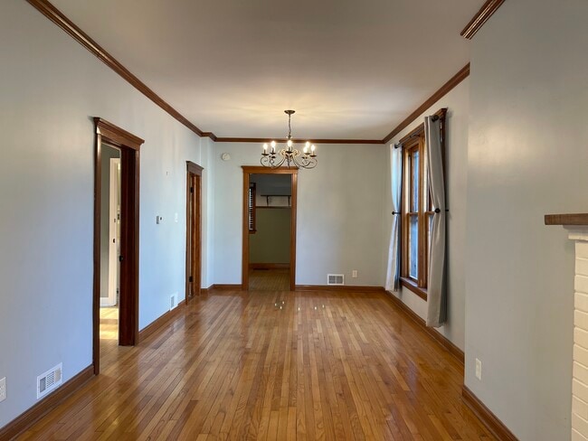 Building Photo - 1220 Warren Ave