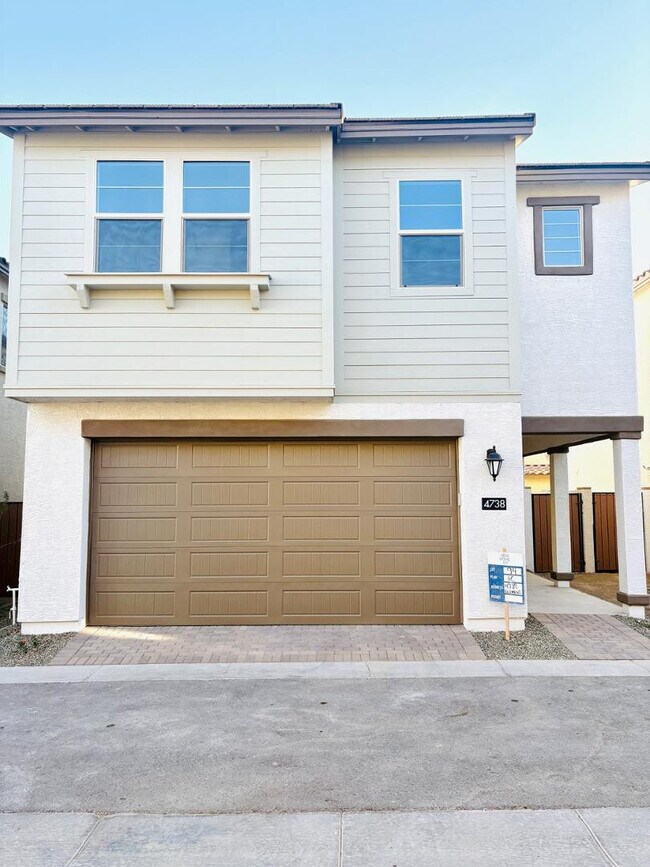 Foto del edificio - 4738 S Element