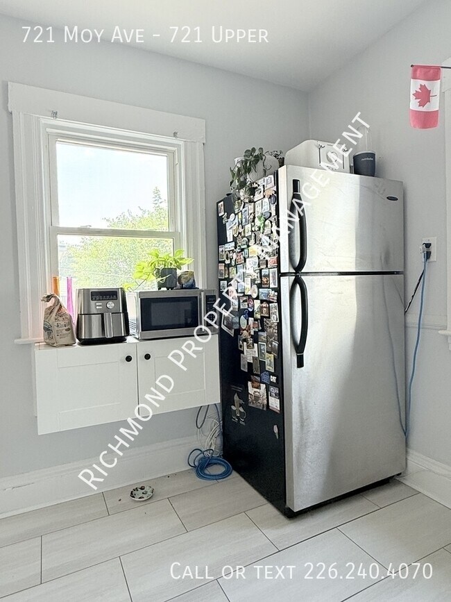 Photo du bâtiment - 721 Moy Ave