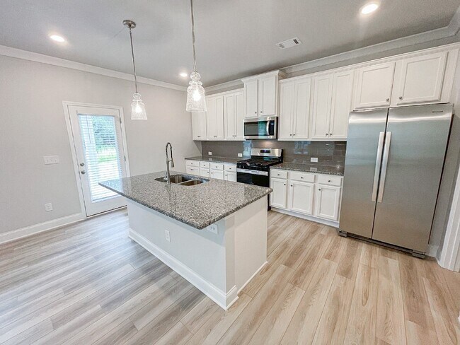 Foto del edificio - 4624 Silver Oak Dr SW