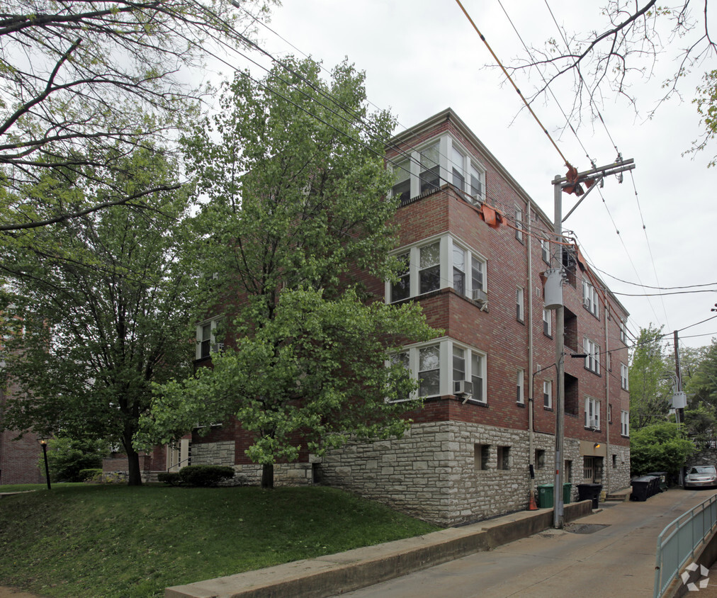 Foto del edificio - Forest Court Apartments