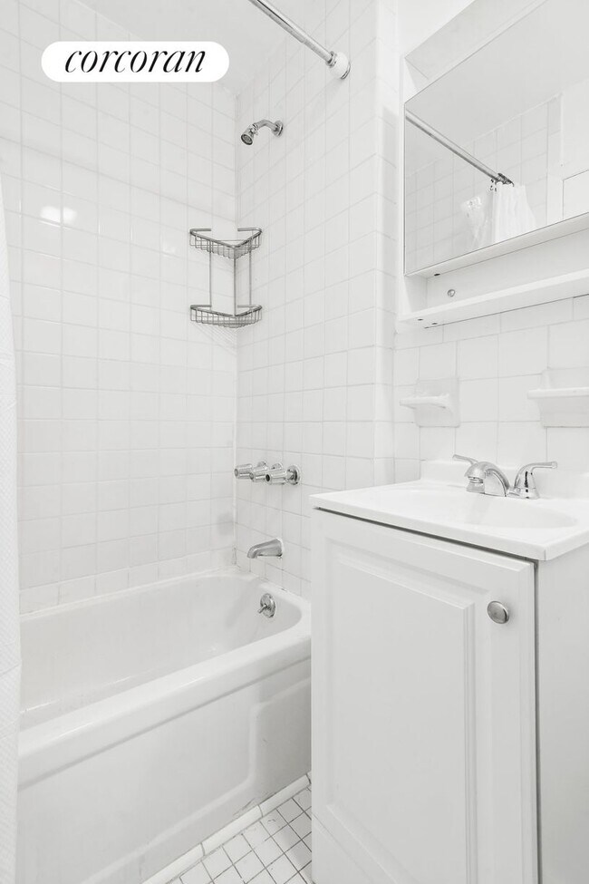 Building Photo - 45-6 Vernon Blvd