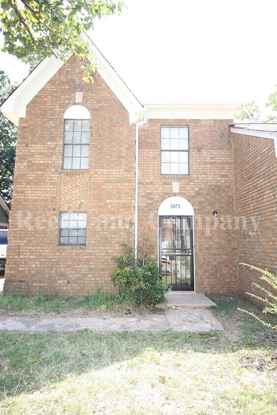 Primary Photo - 5875 Jardin Pl