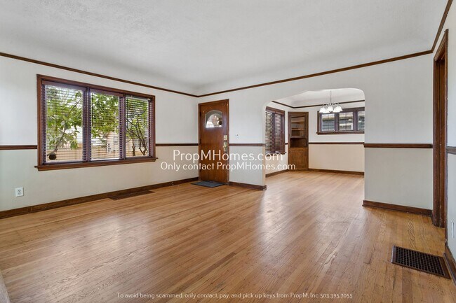 Foto del edificio - Charming 3-Bedroom Home in Overlook Neighb...