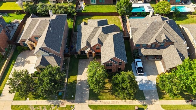 Building Photo - Gorgeous 2-story in Keller