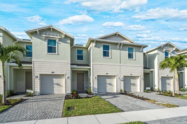 Foto del edificio - 223 SE Woodbark St