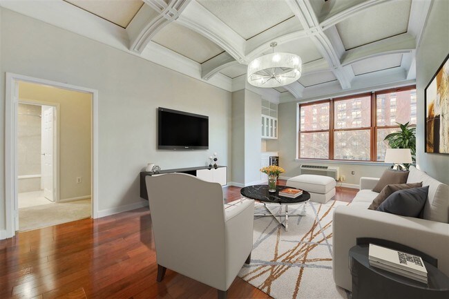 Building Photo - 2 Louis DePascale Constitution Ct