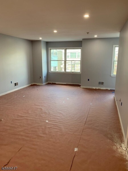 Foto principal - 363 Highland Ave