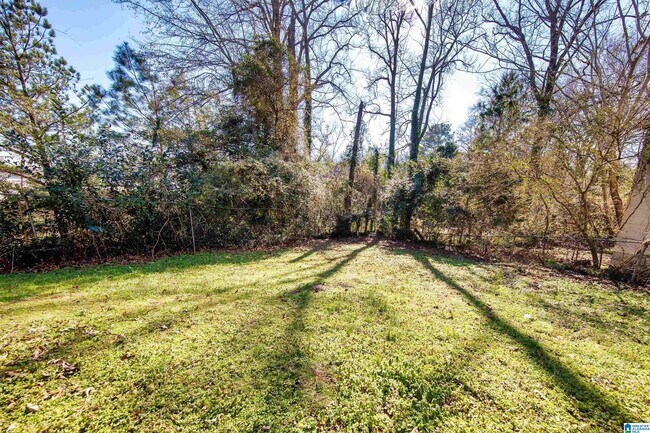 Building Photo - 1403 40th Way E
