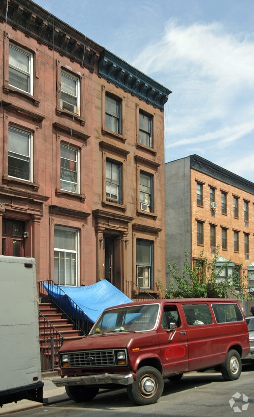 Building Photo - 51 W 127th St