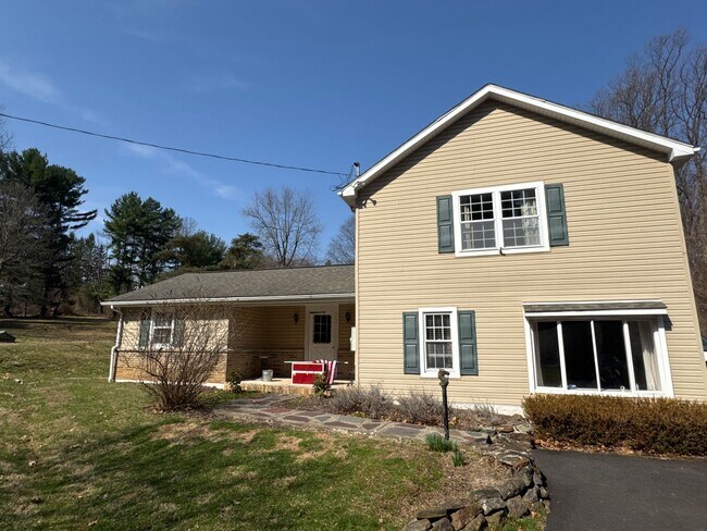 Foto del edificio - 3676 Lower Saucon Rd