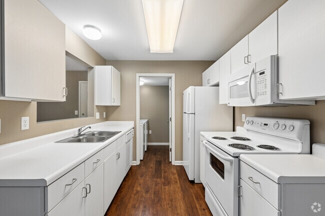 Fairway - 2 habitaciones, 2 baños - 1160 pies cuadrados - Cocina - Windemere at Tallgrass