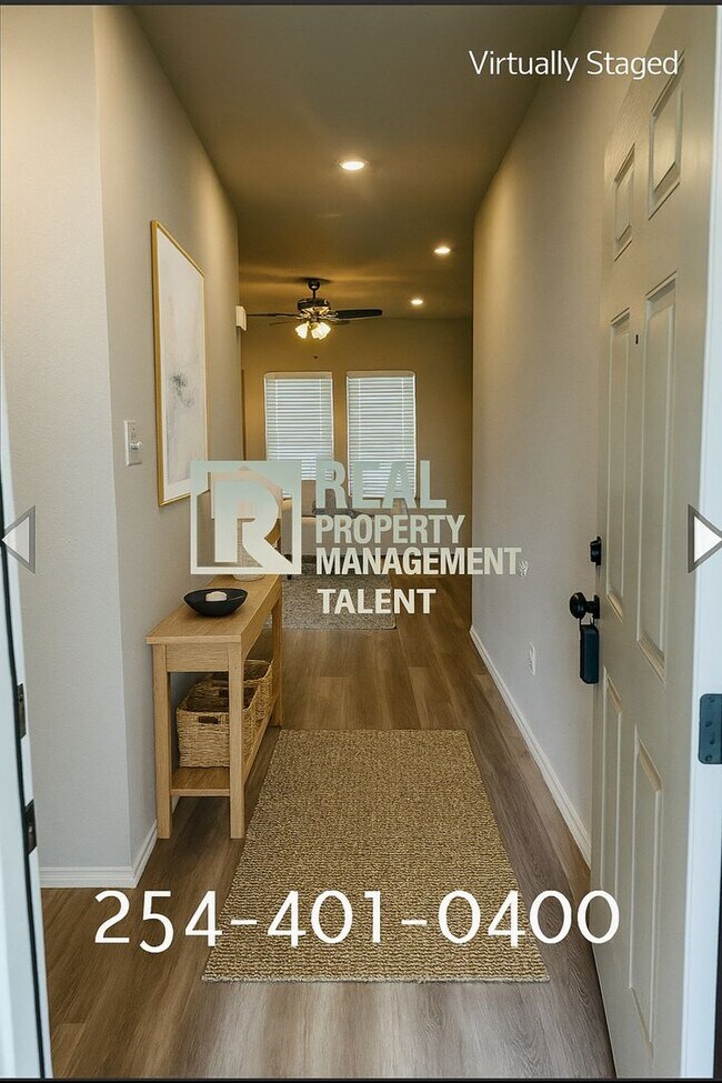 Foto del edificio - 8703 Brahma Plns Rd