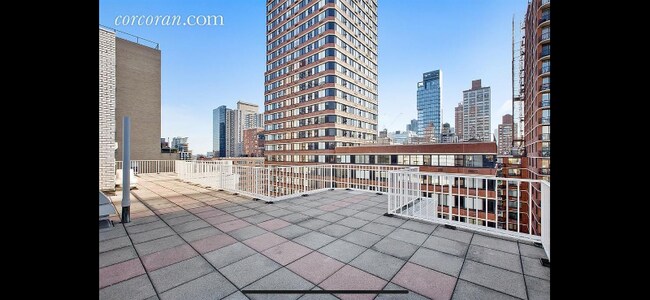 Foto del edificio - 333 E 75th St