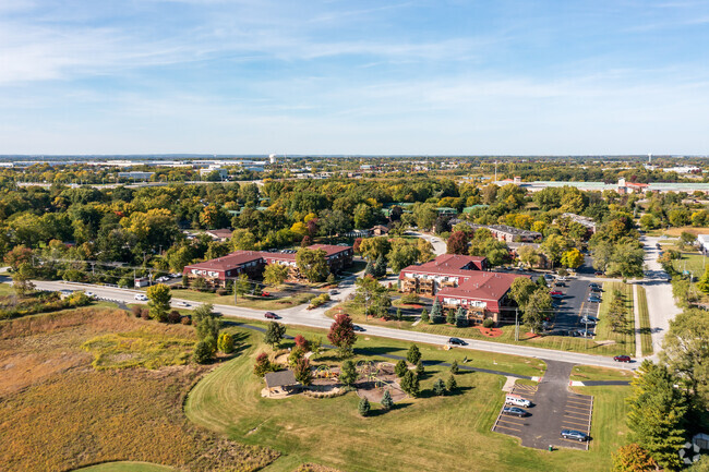 Aerial Photo - Linden Woods