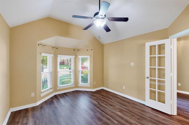 Foto del edificio - 2436 Foxwood Ln