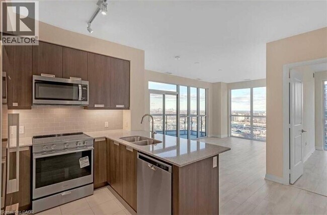 Photo du bâtiment - 35 Watergarden Dr