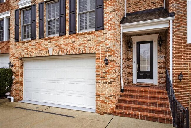 Foto del edificio - 402 Georgetowne Ct