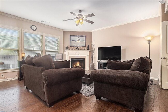 Building Photo - 2530 Thackery Ct