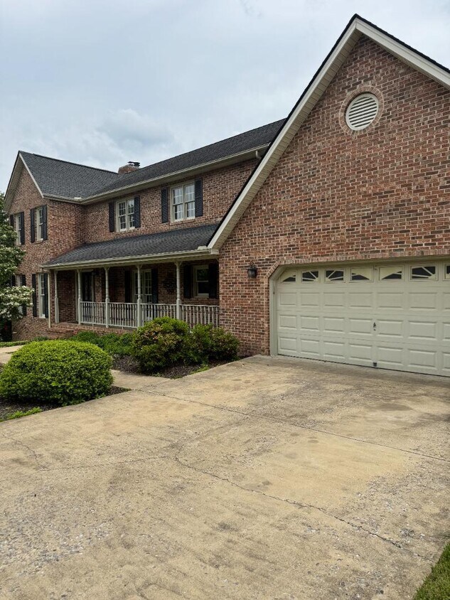 Foto principal - 3507 Bondwood Cir
