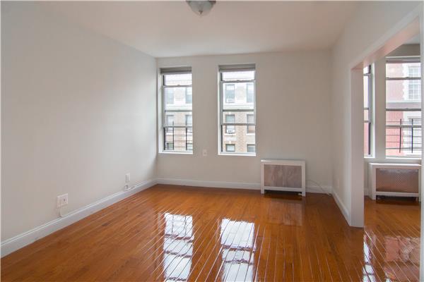 Building Photo - 201 W 115th St
