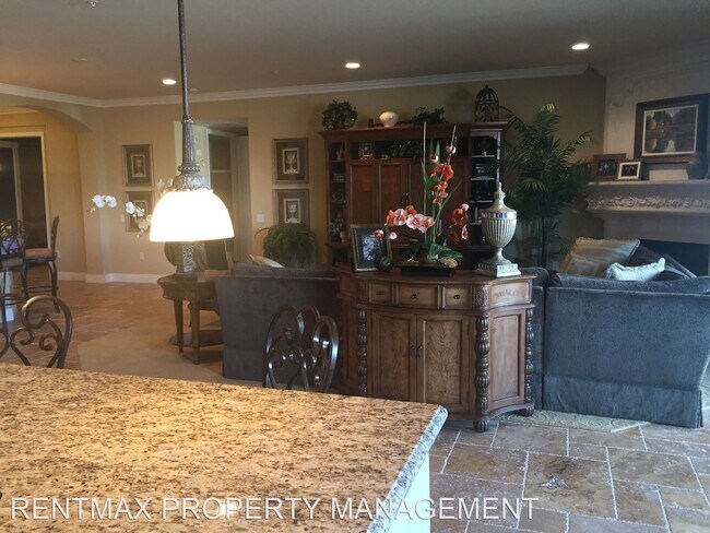 Foto del edificio - 3 br, 2 bath House - 30 VIA MANTOVA #106