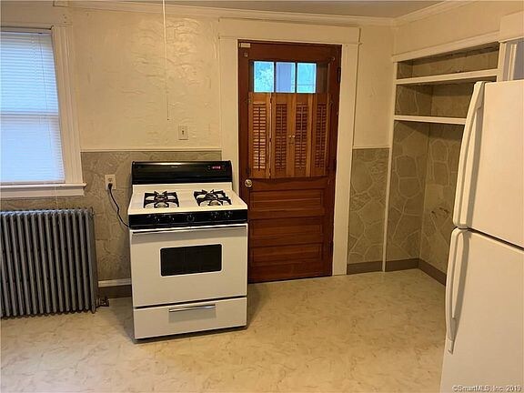 Foto del edificio - 24 Myrtle Avenue