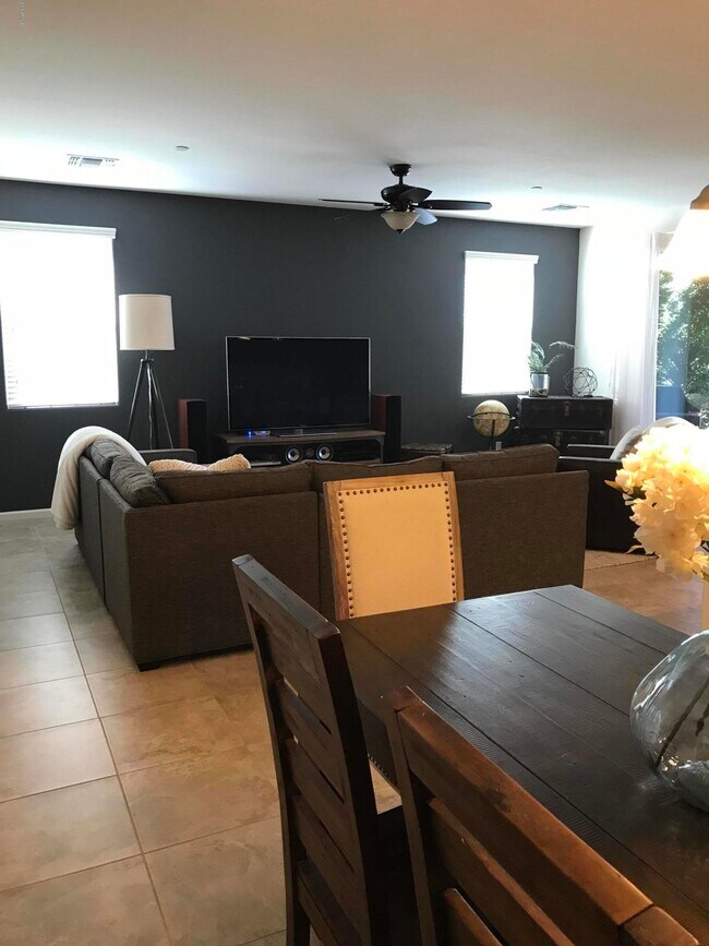 Foto del edificio - 30872 N 138th Ave