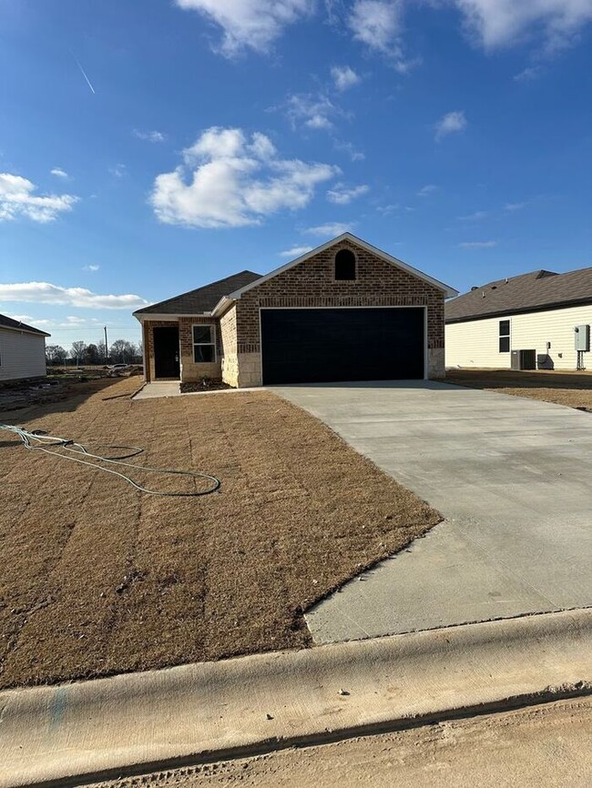 Building Photo - BRAND NEW Three Bedroom | Two Bath Home in...