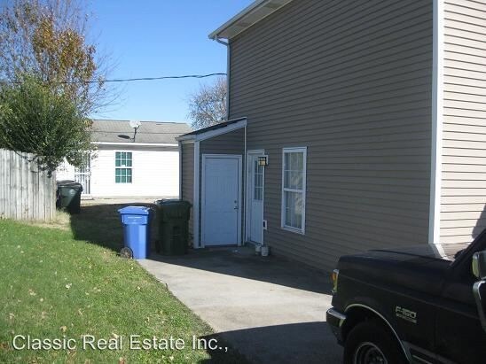 Building Photo - 3 br, 1.5 bath House - 1199 Winburn Drive