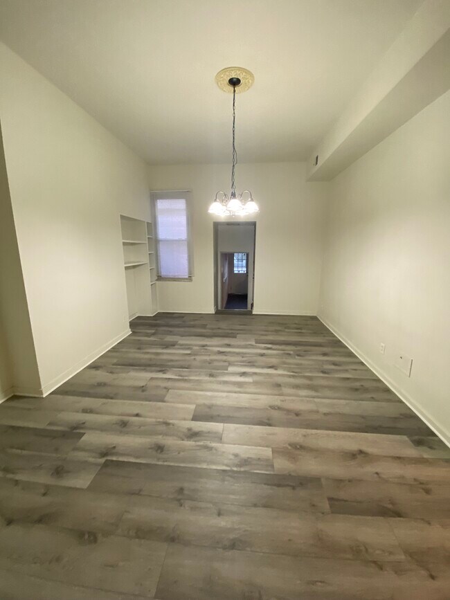 Foto del edificio - 2320 E Carson St